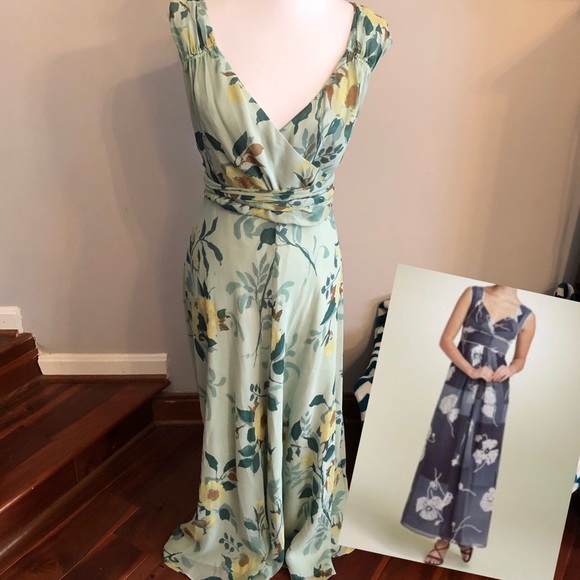 Adrianna Papell Dresses & Skirts - Adrianna Papell silk floral maxi dress